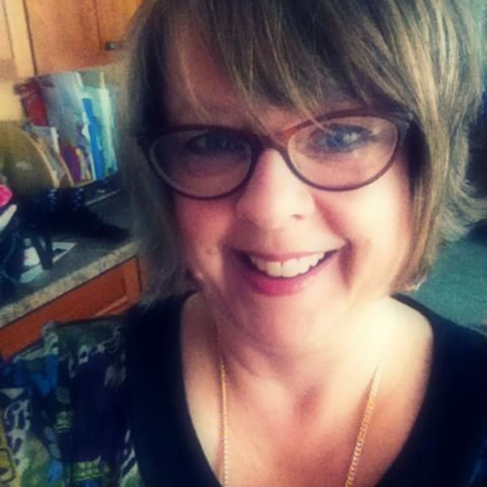Meet your Posher, Brenda - Picture 1 of 1